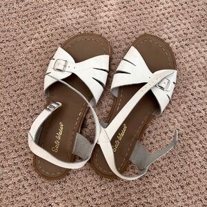 Saltwater Sandals White Size 7
